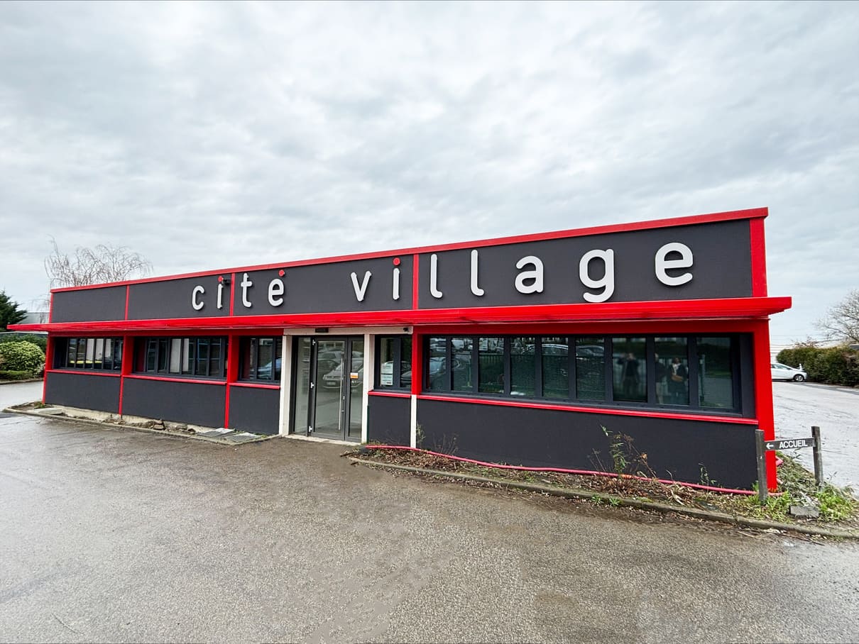 Photo extérieure du bâtiment Citévillage